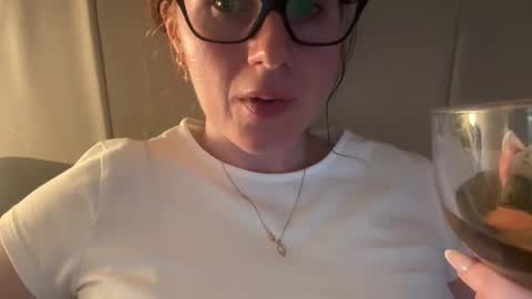 Snapshot of red_head_rosie_69 chatting on 7, 5, 2026 Rosie online show from 7, 5, 2026