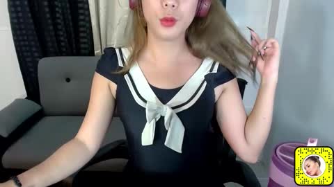 red_kitsune69 online show from 12, 3, 2025