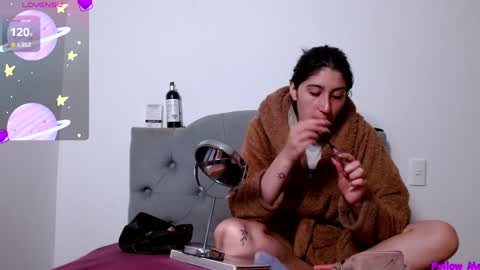 Snapshot of red_moonn chatting on 10, 1, 2025 IG OF red moonn online show from 10, 1, 2025