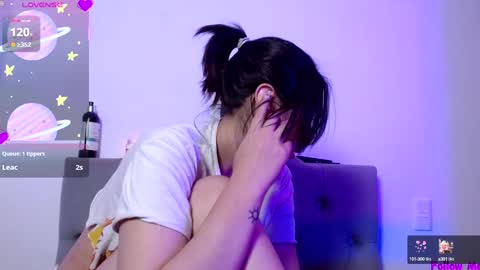 Snapshot of red_moonn chatting on 19, 1, 2025 IG OF red moonn online show from 19, 1, 2025