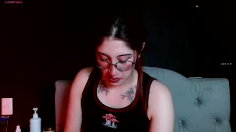 IG   OF red moonn online show from 4, 6, 2026
