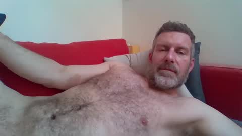 Red online show from 21, 12, 2024