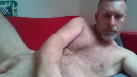 Red online show from 7, 1, 2025