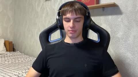 Snapshot of redbullshine chatting on 26, 9, 2025 redbullshine online show from 26, 9, 2025