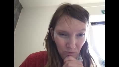 Snapshot of redfoxofficial chatting on 14, 5, 2026 Redfox online show from 14, 5, 2026