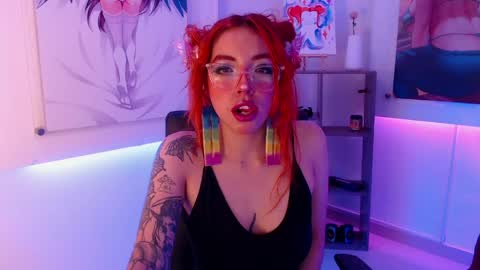 Snapshot of redgirrl_77 chatting on 5, 6, 2026 Mere online show from 5, 6, 2026