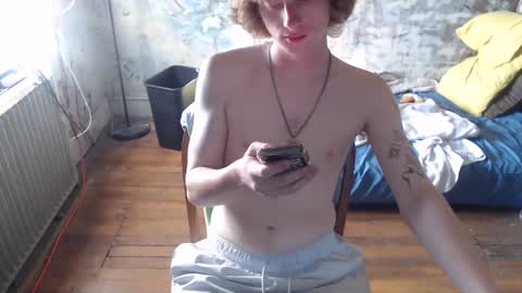 RedHead6Inch online show from 15, 9, 2025