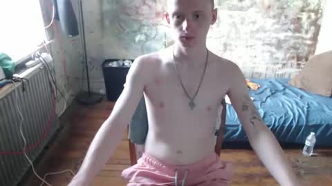 RedHead6Inch online show from 24, 9, 2025