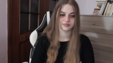 Lily online show from 23, 12, 2025