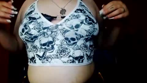 Snapshot of redhotqueen1 chatting on 17, 7, 2026 Rina online show from 17, 7, 2026