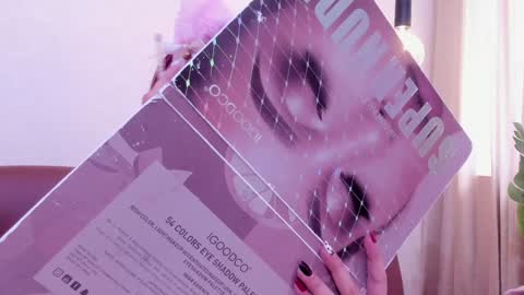 Meloddy online show from 2, 2, 2025