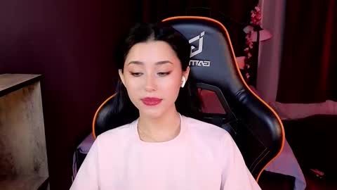 Snapshot of redmidnight_ chatting on 25, 2, 2026 Kiara online show from 25, 2, 2026