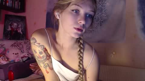 Ana online show from 5, 10, 2025