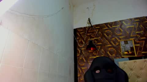 Snapshot of reed_kitty chatting on 17, 12, 2025 reed_kitty online show from 17, 12, 2025