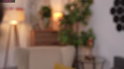 Snapshot of refined_style chatting on 20, 1, 2025 JessyinCherri yang online show from 20, 1, 2025