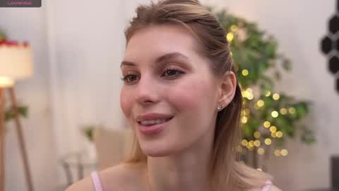 Snapshot of refined_style chatting on 15, 2, 2025 JessyinCherri yang online show from 15, 2, 2025