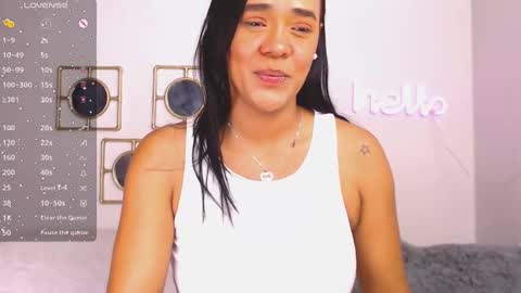 Snapshot of regina1819 chatting on 13, 2, 2025 regina1819 online show from 13, 2, 2025