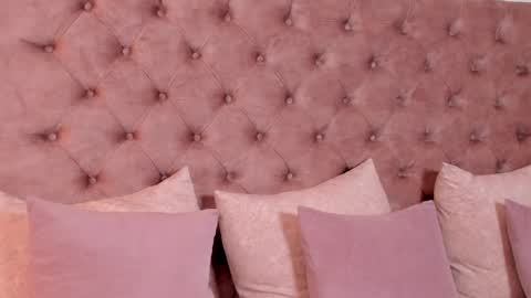 Snapshot of regina_noctixx chatting on 2, 11, 2025 Regina online show from 2, 11, 2025