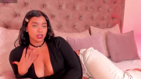 Snapshot of regina_noctixx chatting on 9, 11, 2025 Regina online show from 9, 11, 2025