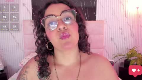 Snapshot of reginavegaa chatting on 29, 4, 2026 reginavegaa online show from 29, 4, 2026