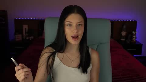 Snapshot of reginawine chatting on 31, 10, 2025 ReginaWine online show from 31, 10, 2025