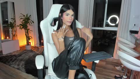  REICHEL  online show from 29, 1, 2025