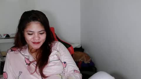 reign2525 online show from 22, 9, 2025