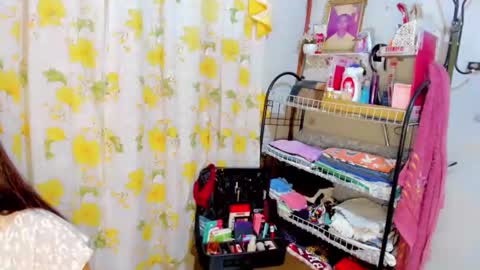 Snapshot of reigning_ivy chatting on 15, 12, 2024 Red Ivy online show from 15, 12, 2024