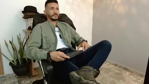   REIKO  online show from 8, 2, 2025