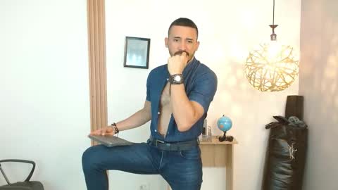   REIKO  online show from 10, 9, 2025