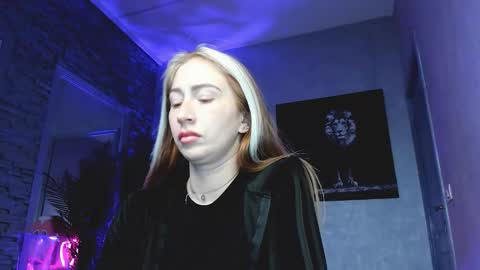 reina cummings online show from 18, 12, 2025