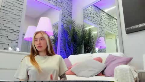 reina cummings online show from 3, 6, 2026