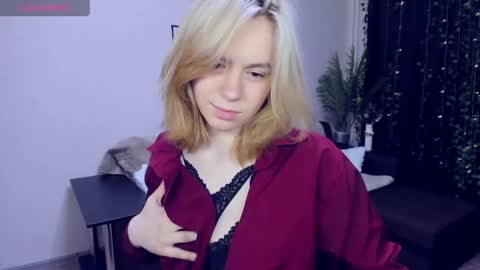 Snapshot of remipeach chatting on 25, 5, 2026 RemiPeach online show from 25, 5, 2026