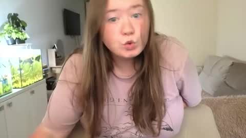 Snapshot of remirann_ chatting on 30, 9, 2025 Ann OF - remirann21 online show from 30, 9, 2025
