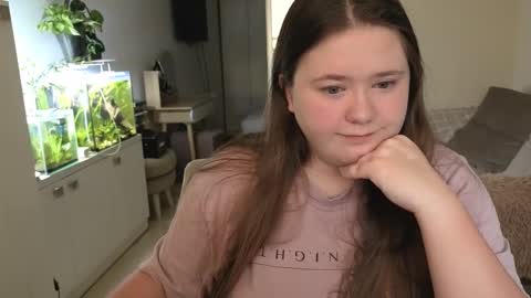 Snapshot of remirann_ chatting on 27, 11, 2025 Ann OF - remirann21 online show from 27, 11, 2025