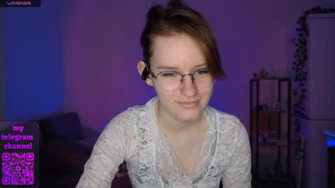 Snapshot of renaeblaski chatting on 25, 4, 2026 Claire online show from 25, 4, 2026