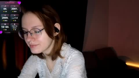 Snapshot of renaeblaski chatting on 10, 5, 2026 Claire online show from 10, 5, 2026