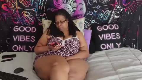 RenaeCumsAlot online show from 27, 12, 2024