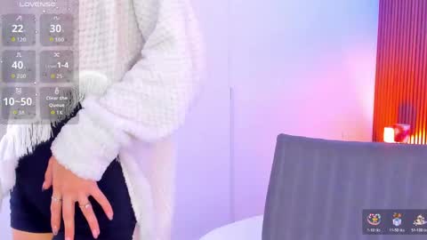 Snapshot of renatamason chatting on 9, 6, 2026 Renata online show from 9, 6, 2026