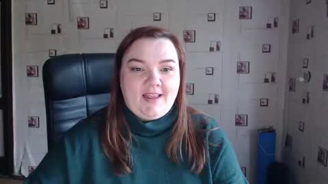 Snapshot of renataoia chatting on 25, 4, 2026 renataoia online show from 25, 4, 2026