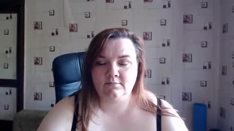 Snapshot of renataoia chatting on 7, 6, 2026 renataoia online show from 7, 6, 2026