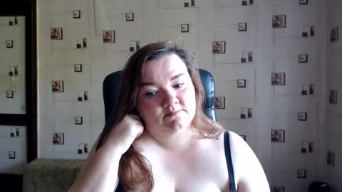 Snapshot of renataoia chatting on 15, 7, 2026 renataoia online show from 15, 7, 2026