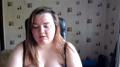 Snapshot of renataoia chatting on 19, 7, 2026 renataoia online show from 19, 7, 2026