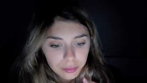 Snapshot of renee_loah chatting on 11, 6, 2026 renee_loah online show from 11, 6, 2026
