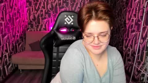 Snapshot of renee_turner chatting on 15, 12, 2024 renee_turner online show from 15, 12, 2024