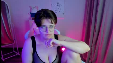 Snapshot of renee_turner chatting on 14, 1, 2025 renee_turner online show from 14, 1, 2025