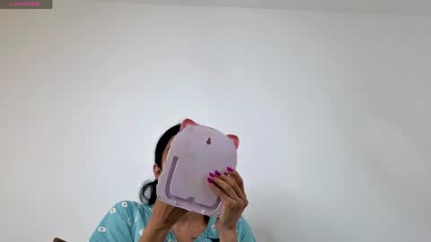 Snapshot of reneevoss chatting on 26, 5, 2026 Rena online show from 26, 5, 2026