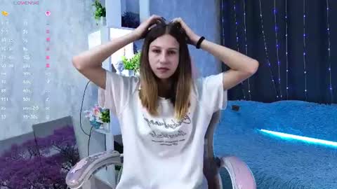 Snapshot of renettaschmeling chatting on 1, 7, 2026 Christina online show from 1, 7, 2026