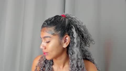 Snapshot of rennatta_sx chatting on 4, 12, 2024 Renata online show from 4, 12, 2024