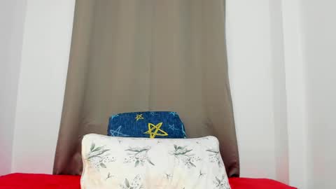 Snapshot of rennatta_sx chatting on 10, 2, 2025 Renata online show from 10, 2, 2025